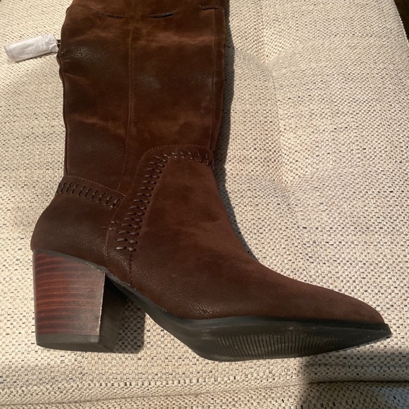 Bella Vita Brown Heel Boots NEW - Picture 4 of 8